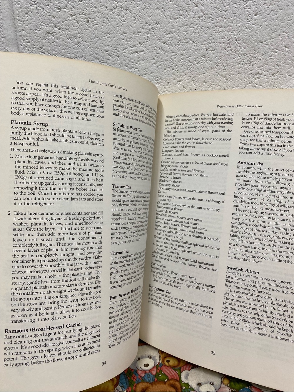 paperback copy of the book Health from God's Garden by Maria Treben - Picture 11 of 15